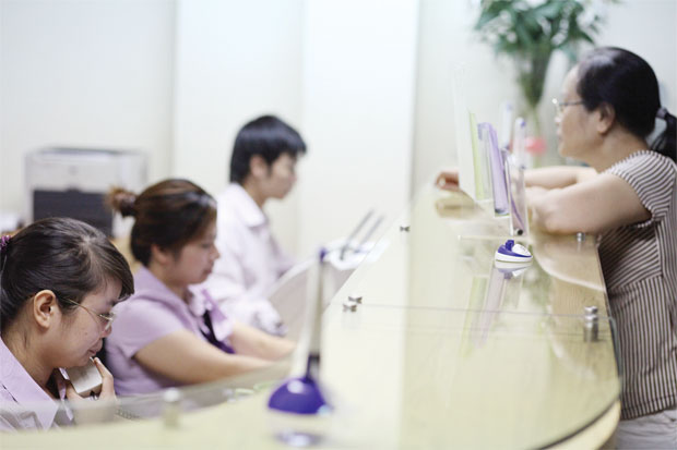 CTCK như “gà mắc tóc”